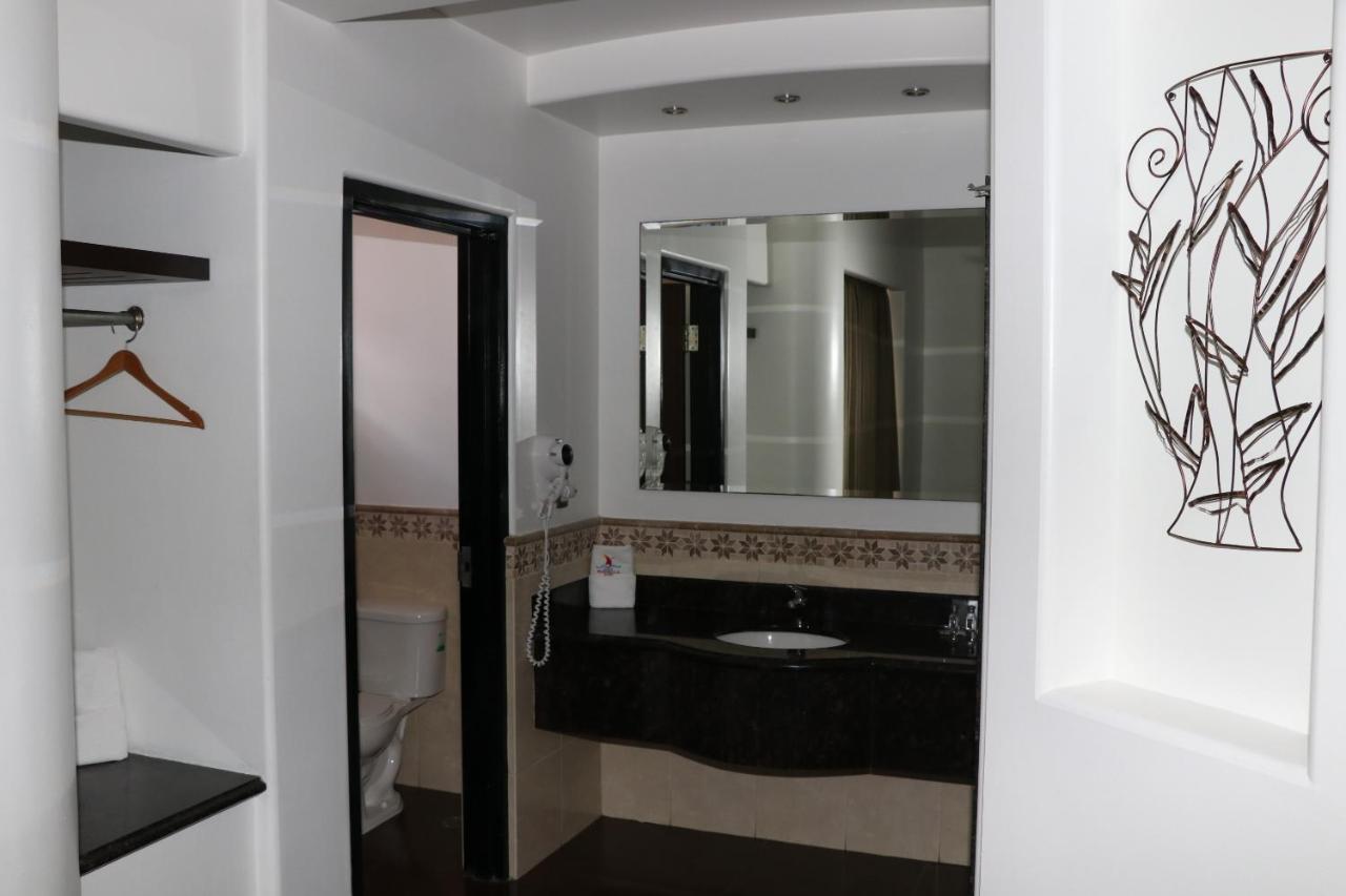 Motel Marina Marbella Tijuana Zewnętrze zdjęcie