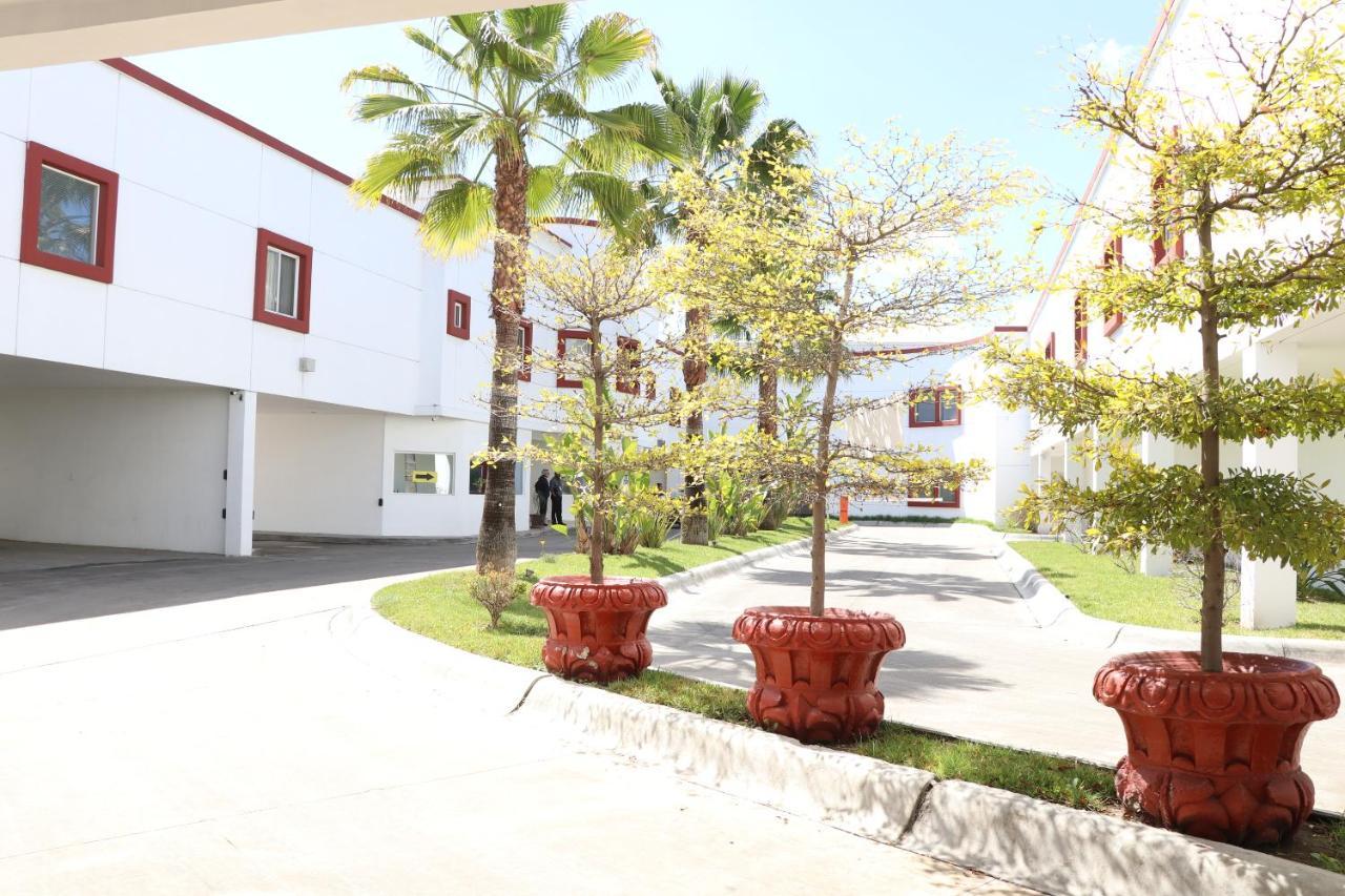 Motel Marina Marbella Tijuana Zewnętrze zdjęcie