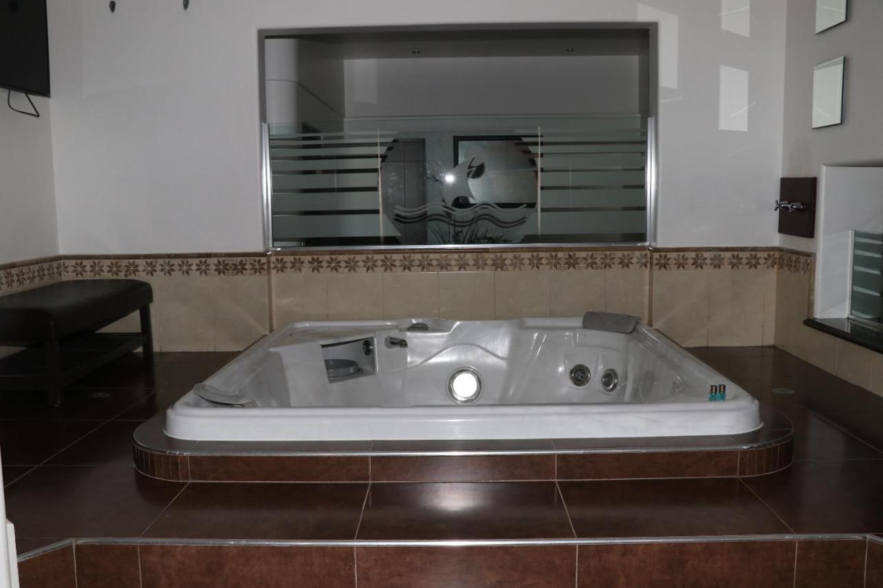 Motel Marina Marbella Tijuana Zewnętrze zdjęcie