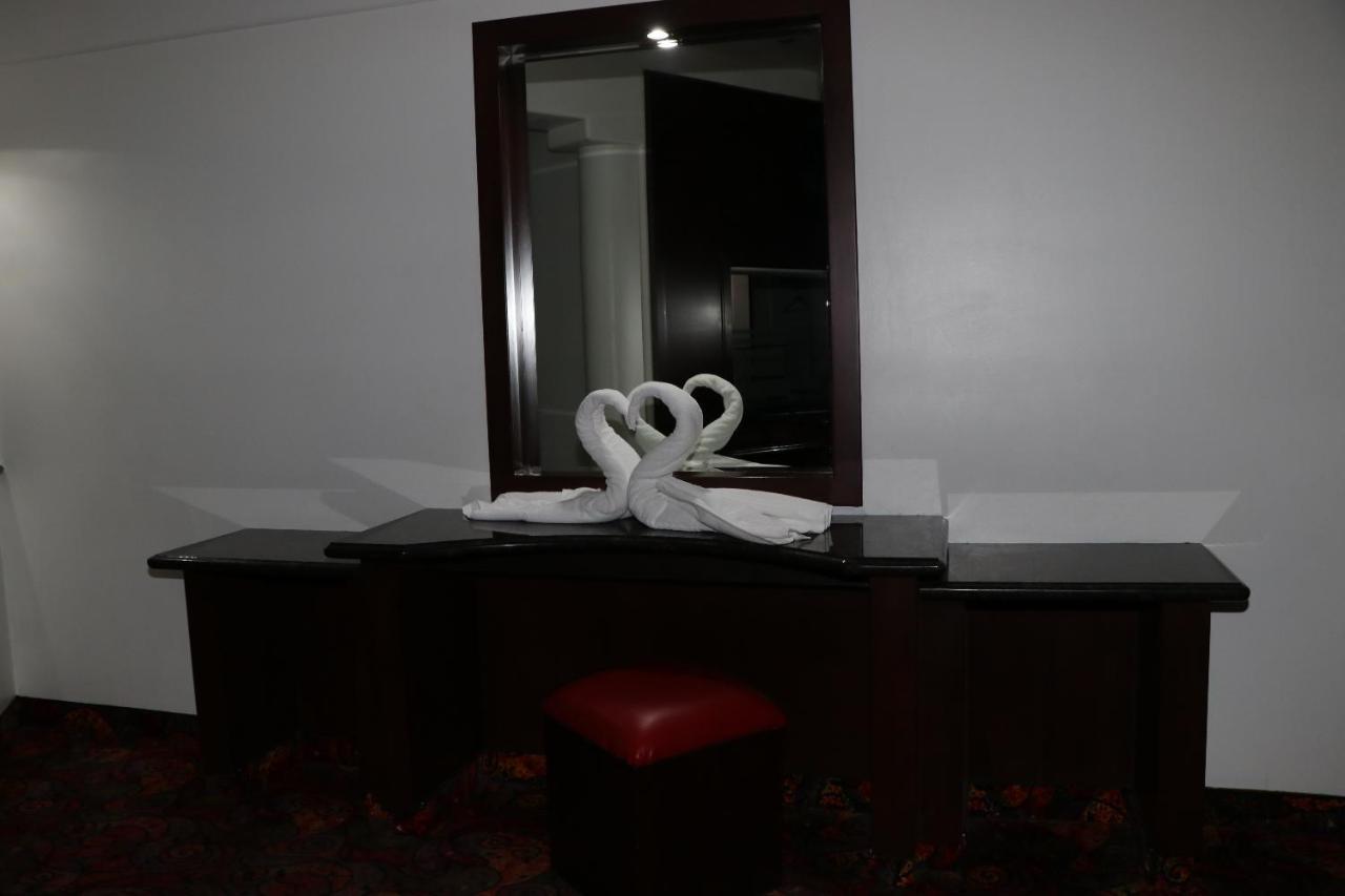 Motel Marina Marbella Tijuana Zewnętrze zdjęcie